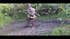 Masturbation in a long red skirt