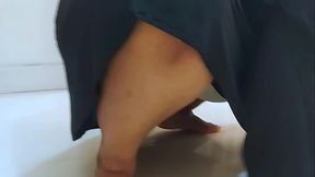 Stepmom Stuck under Bed &amp_ Show Her Big Arab Muslim Ass To Get Anal Fucked From saudi Kafeel