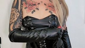 Smoking, teasing and seducing you with my smoke - Kinkerbell23