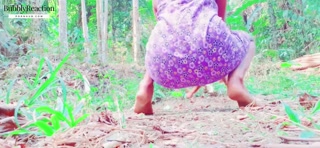 ලිදට ගිය ගමන් වීඩියෝ කොලෙකක් අරන් චු පෙන්නුවා Sri Lankan outdoor pissing