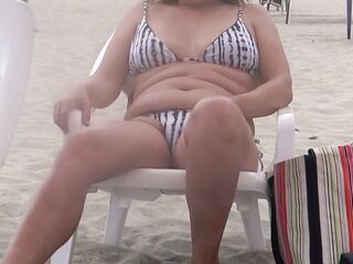 1st time on the beach that I show off in front of my stepson, I couldn't resist the passion and