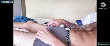 Hot Tattooed Richard Rixxx Stroking Big Cock Blowing Clouds