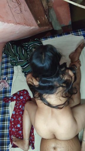 Rajasthani meenu jija ka sath raat me chudai ka anand leya or jijaji ko bhe chudai ka anand deya