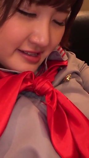 First Secret Facial Ejaculation with an Underground Idol Recruited on the Street Without Telling the Office