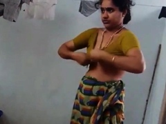 desi with hairy armpit wears saree after bath
