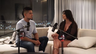 Does size matter? Esperanza Gomez Responds | Crispasquel | 40 Degrees