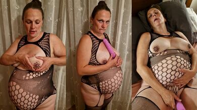 Schwangere Schlampe im 9 Monat benutzt ihren Dildo und will lieber einen richtigen Schwanz