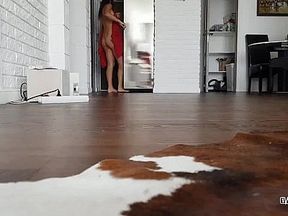 Sensual Prank with Falling Towel in Front of Delivery Man