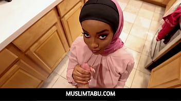 MuslimTabu - Curvy Ebony In Hijab Rides Like A Pro- Lily Starfire