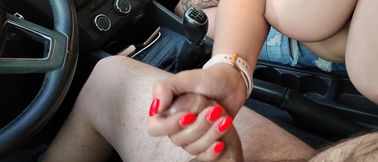 Car Adventure with Beautiful Girl. Almost Caught by Neighbor While He Sucking. Cum Over Himself