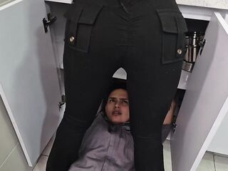 CULONA COLOMBIANA ME CONTACTA PARA ARREGLARLE LA TUBERIA, TERMINA MONTANDO MI VERGA - JACOB NEWMAN