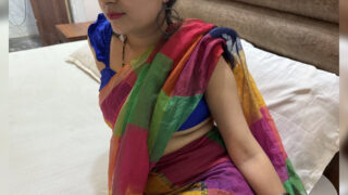 रफ सेक्स मुखमैथुन, मुँह में वीर्य &#8211; बड़ी गांड वाली भारतीय वेश्या लंड को गांड से मुँह में ले रही है