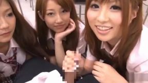 Kokomi Naruse, Hiyori Nanoka and Hinami Kawasumi suck cock after school lunch!