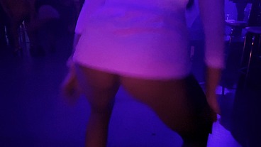 novinha do funk faz marido de corno na balada liberal