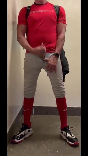 Baseball Dilf Jockdad87 Edges His Cock in Gear