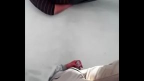 Enorme bultote de macho en el cajero