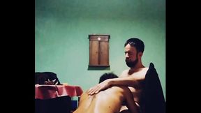 SE FUERON MIS AMIGOS Y NOS CHUPAMOS LAS PIJAS