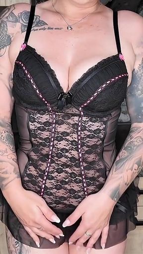 Give It to Me! My Pussy Needs an Orgasm!