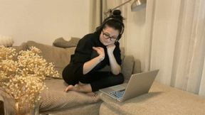 Wet FARTS in leggings, home office and stomach ache - WMV