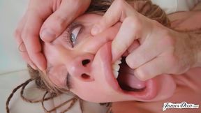 Hardcore babe takes huge cock and slaps James Deen