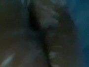 Lavando y moviendo el Culito para cojer