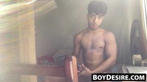 Henry Lynes' big dick jerk off indulgence