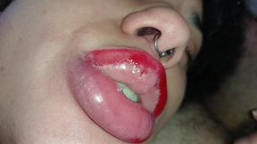 CREAMPIE ON THE SLUT&#039;S BIG LIPS, she waits eagerly for hot milk