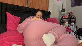 Relax with me and enjoy my farts