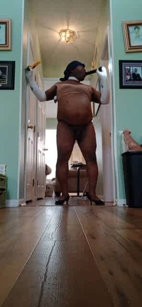 SASSY WHATS A TGIRL 2 DO