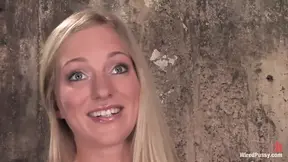 Claire Adams and Dia Zerva's sizzling pussy-eating session