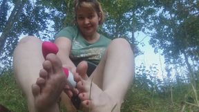 Foot fetish. Dirty feet