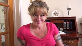Your New Hot MILF Sex Therapist Kitty Dickens Sucks Your Cock