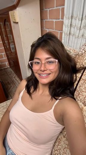 Babe with big tits enjoys cum playtime