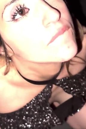 Sucking Two Pijas in the Middle of a Party: Elevator and Stairs