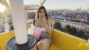 Ellie Luna - public flashing in Wien