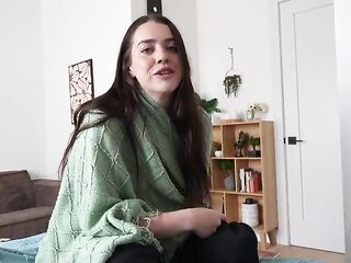Large ass couch hog can't keep her butt to herself - Sammi Hayes