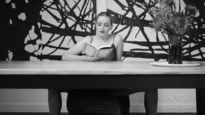 Ode to Hysterical Literature Featuring Charlie Forde, Amber Moore