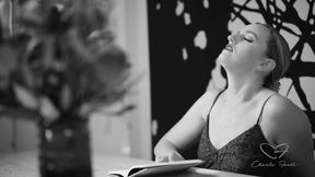 Ode to Hysterical Literature Featuring Charlie Forde, Amber Moore