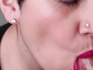 Close-Up 2