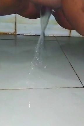 19 Year Old Hot Collage Girl Anippe Is Peeing in Toilet &amp; She Is Supper Honry Now &amp; Masturbating