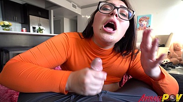 Chubby Velma Cosplay with Cutie FitSid