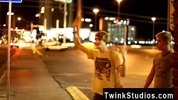 Twinks XXX Kayden Daniels and Preston Andrews are visiting Las Vegas