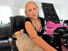 Pretty Hot Blonde Cam Babe Masturbate Solo on Cam