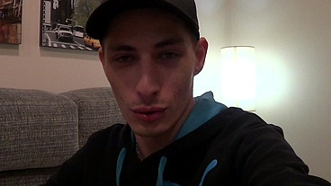 MAX et CARLOS sont dexu potes en couple avec une fille