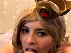 Bea York – Princess Peach (Video)