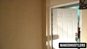 kacey naked hustlers