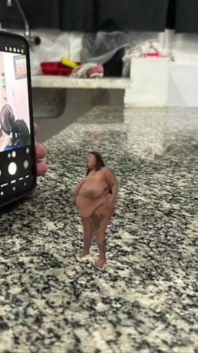Shrunken BBW: Giant World Fantasy