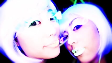 Lovey-dovey Fluorescent Neon Gals(RMX)