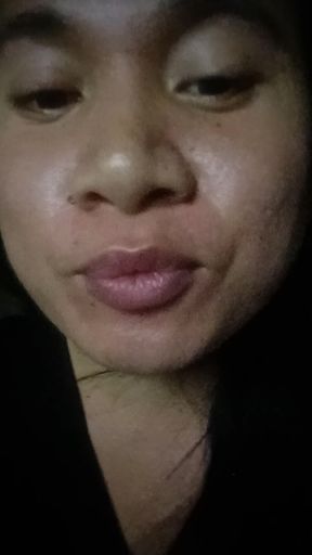 Reyna is always waiting for daddy to come into her life.