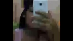 gianella stephan 2 mostrando tetas peruana